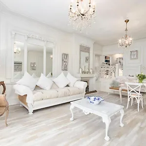 Apartment The Stunning French Boudoir Of, Harrogate